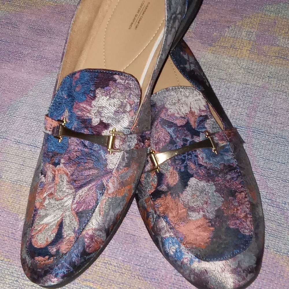 Multicolor Floral Flats